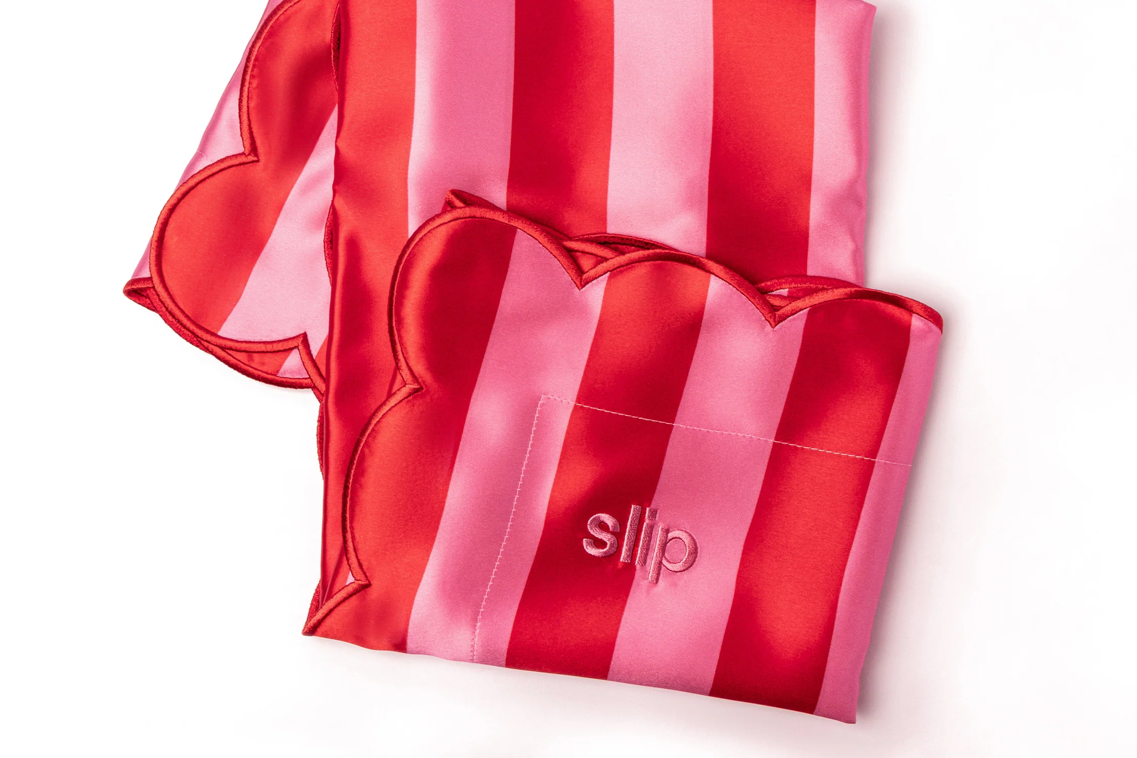 Sunshade Queen Zippered Pillowcase with Scalloped Edge - Image 5