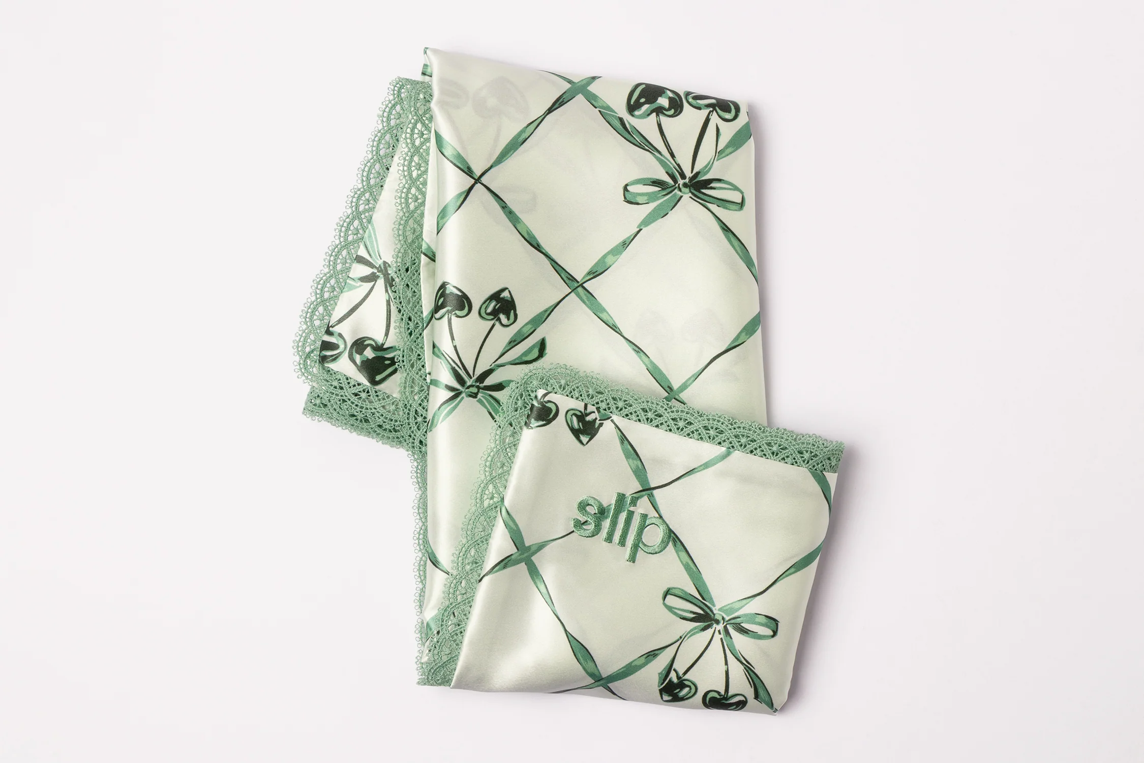 Wintergreen Queen Zippered Pillowcase with Lace Trim - Image 5